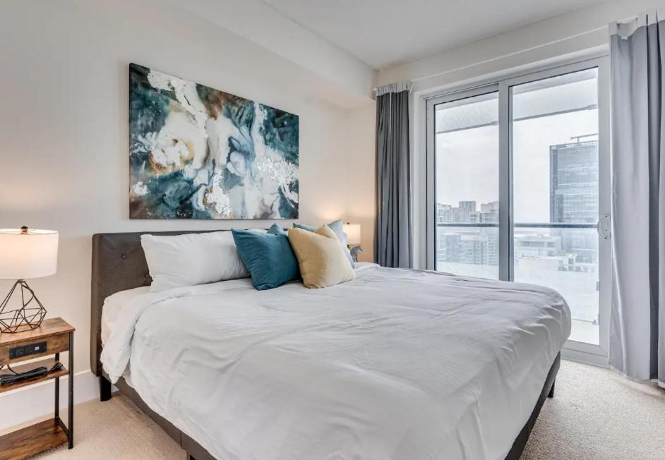 Aparthotel Skyline - Walk To Mtcc, Acc, Rogers Centre & Entertainment District