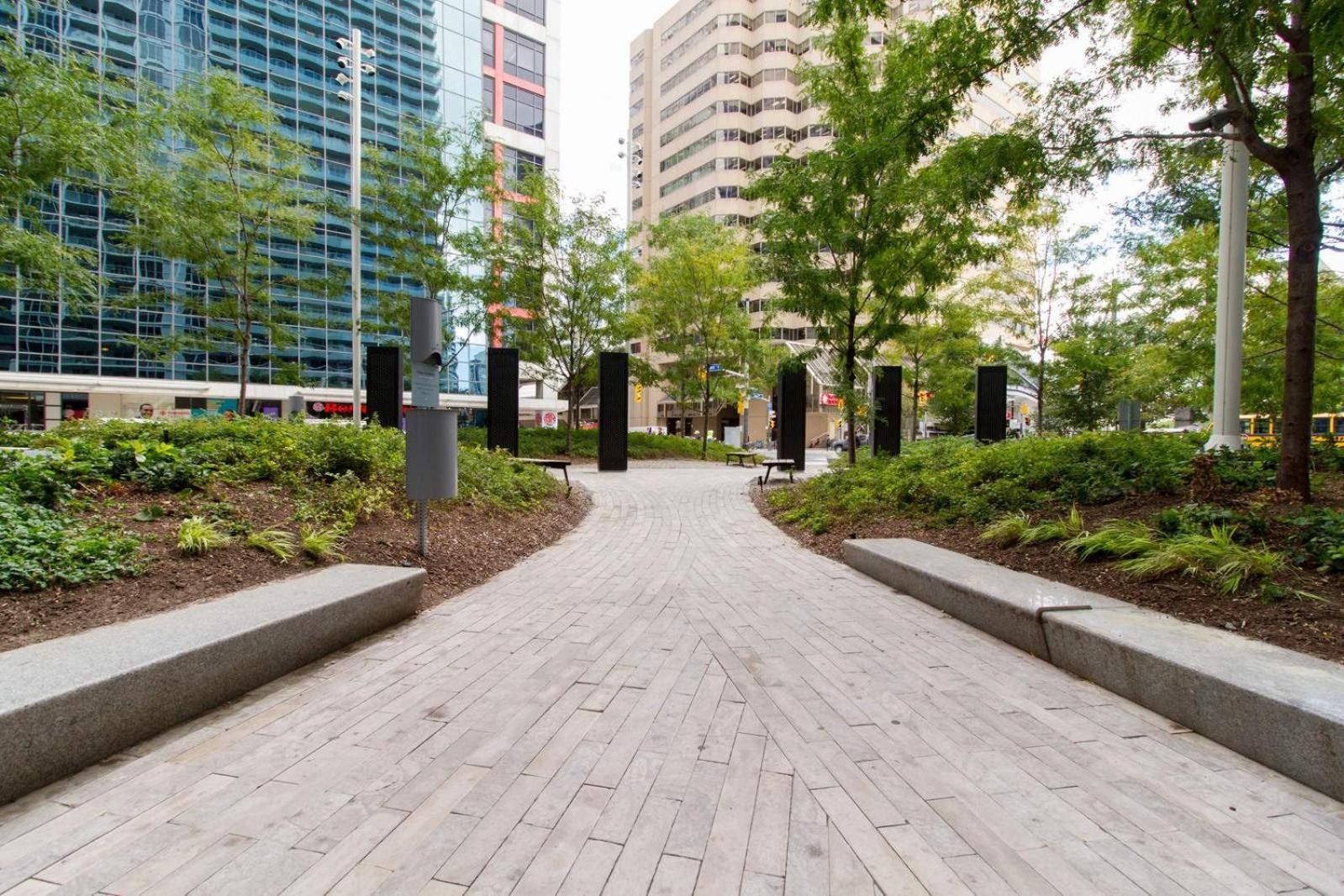Skyline - Walk To Mtcc, Acc, Rogers Centre & Entertainment District Aparthotel